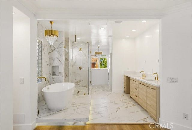Furnished Finder property 578022_1 photo 17