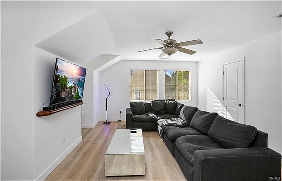 Furnished Finder property 578022_1 photo 38