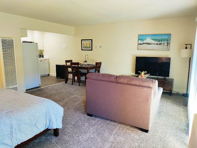Furnished Finder property 578026_1 photo 5