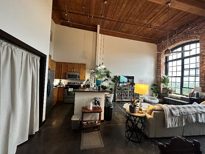 Furnished Finder property 578078_1 photo 1