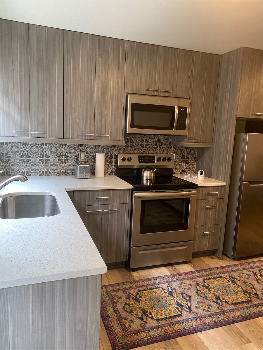Furnished Finder property 578102_1 photo 3