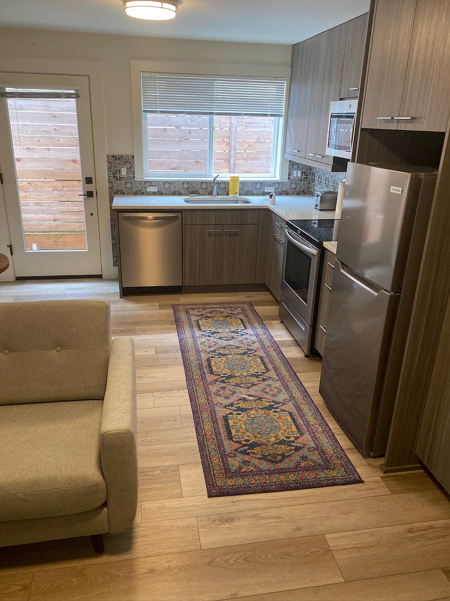 Furnished Finder property 578102_1 photo 16