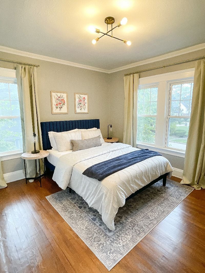 Relax in this room, furnished with with a generous queen-sized bed for your comfort.