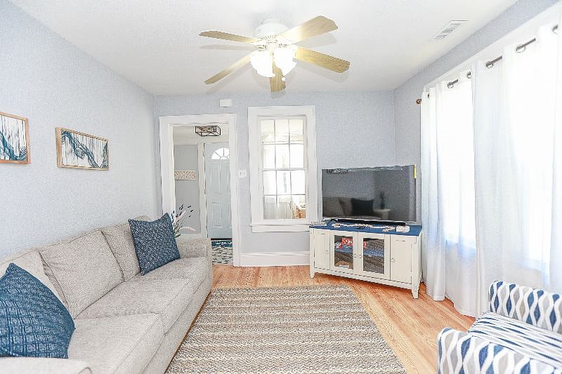 Furnished Finder property 578160_1 photo 4
