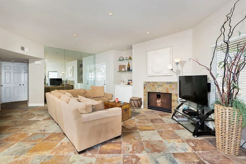 Furnished Finder property 578171_1 photo 6