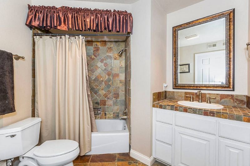 Furnished Finder property 578171_1 photo 16