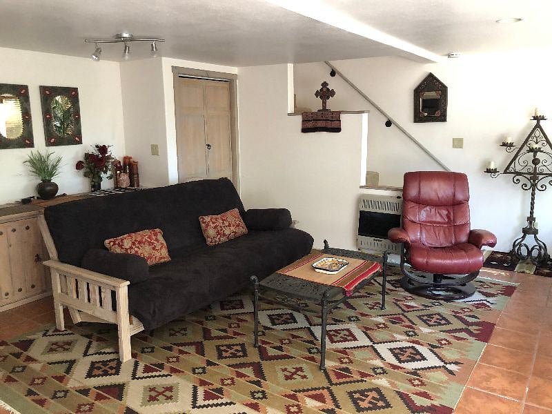 Furnished Finder property 578176_1 photo 6