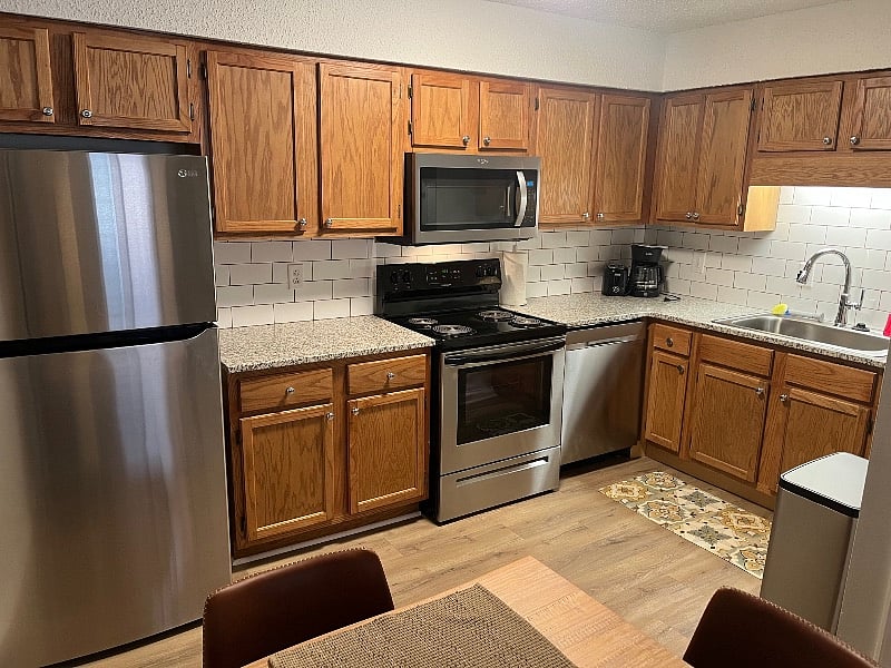 Furnished Finder property 578196_1 photo 3