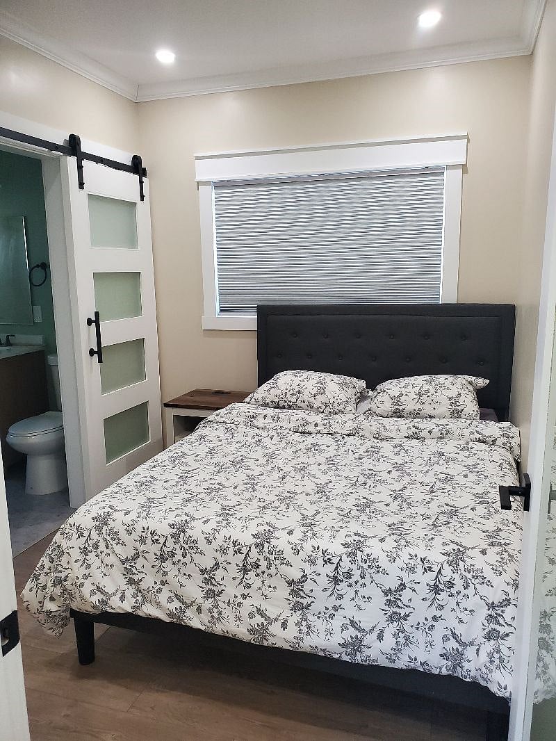 Furnished Finder property 578260_1 photo 4