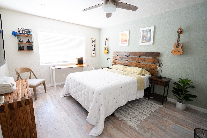 Bedroom fully furnished. 