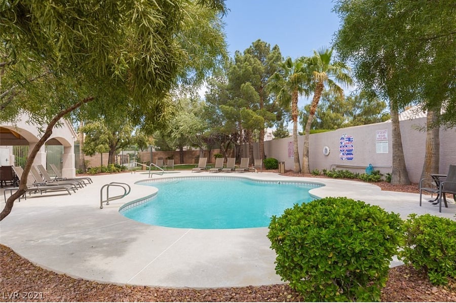 Community pool