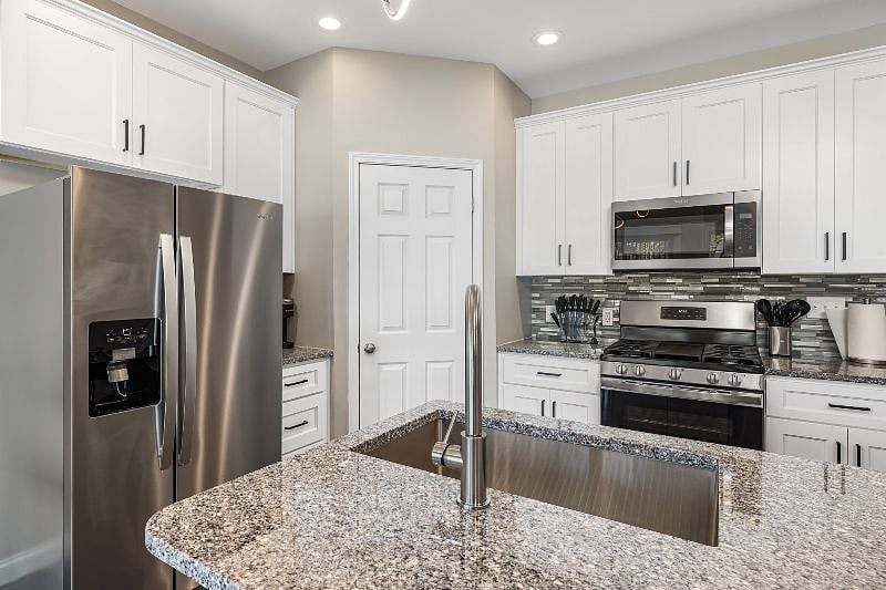 Furnished Finder property 578332_1 photo 11