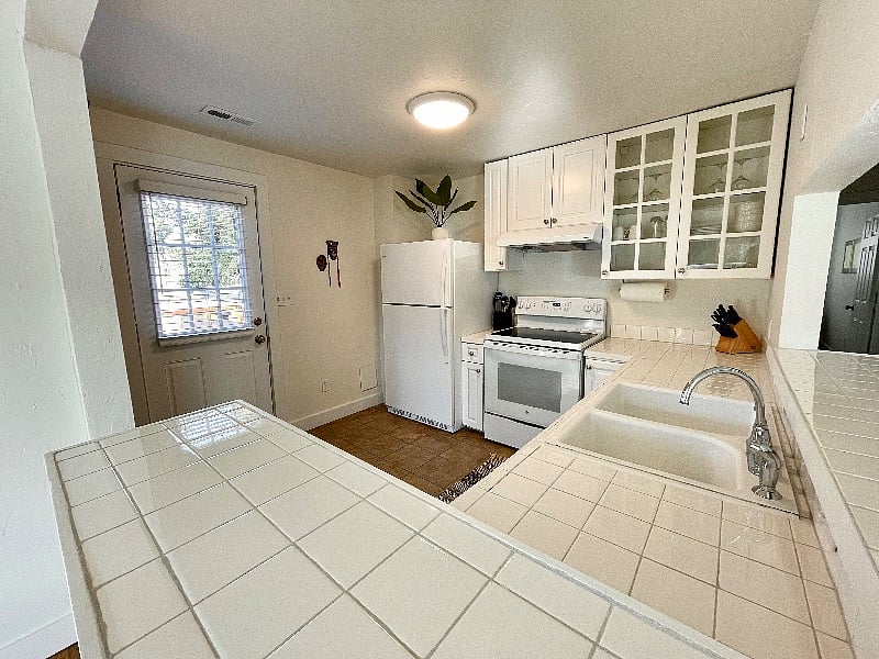 Furnished Finder property 578362_1 photo 9