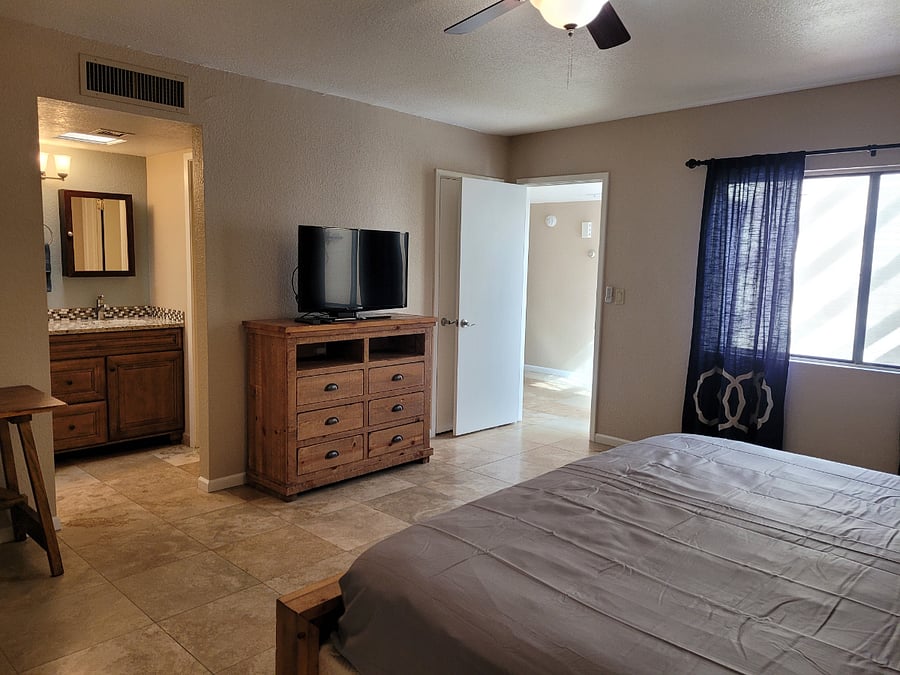 Furnished Finder property 578393_1 photo 4