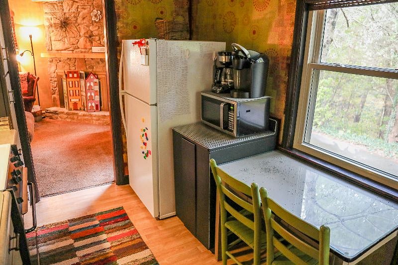 Coffee maker, Keurig and coffee supplies are provided. 