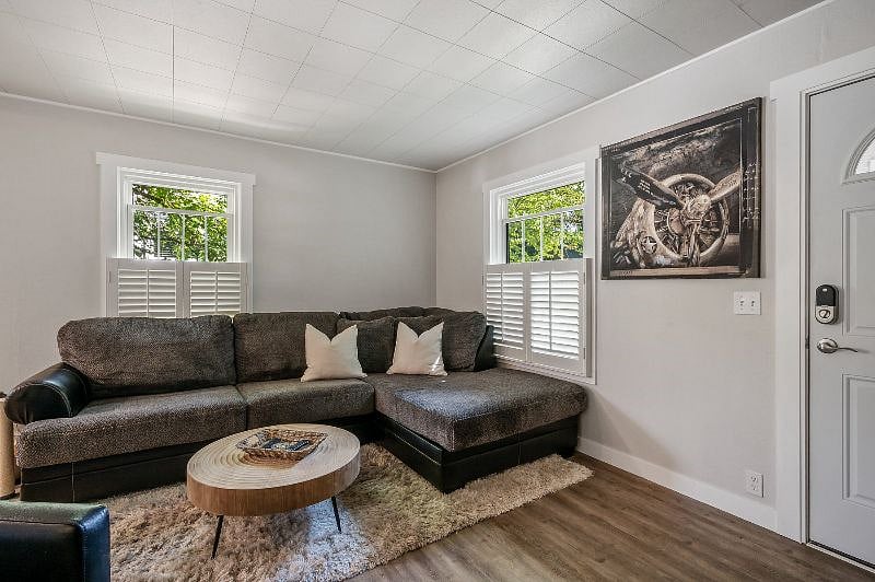 Furnished Finder property 578515_1 photo 3
