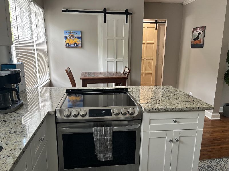Furnished Finder property 578523_1 photo 7
