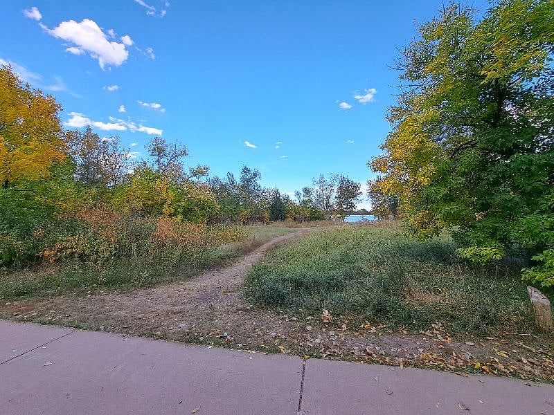 Kendrick Lake path - 1 mile loop around lake - adjacent to Kendrick Lake Quads