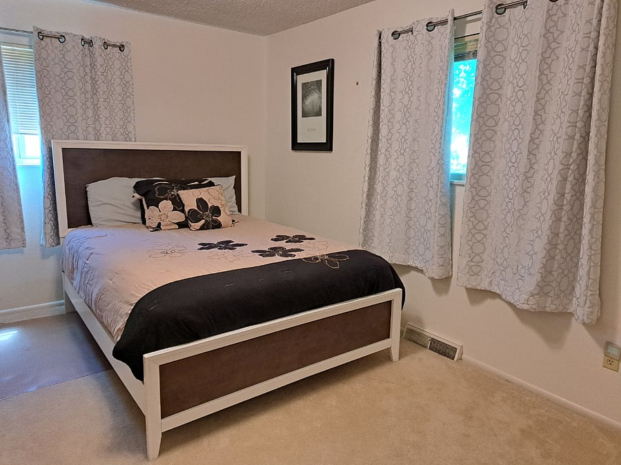Queen Bed in bedroom 2