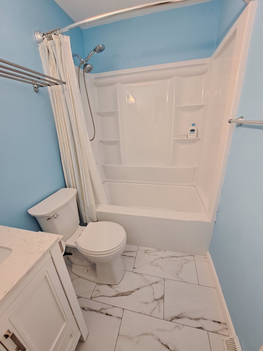 Upstairs Full Bath (Updated Sep. 2025)