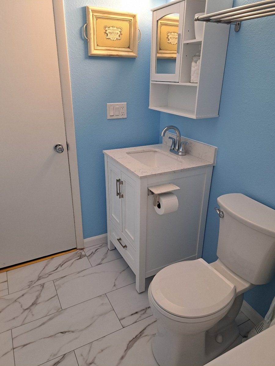 Upstairs Full Bath (Updated Sep. 2025)