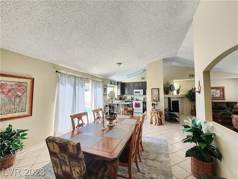 Furnished Finder property 578735_1 photo 4