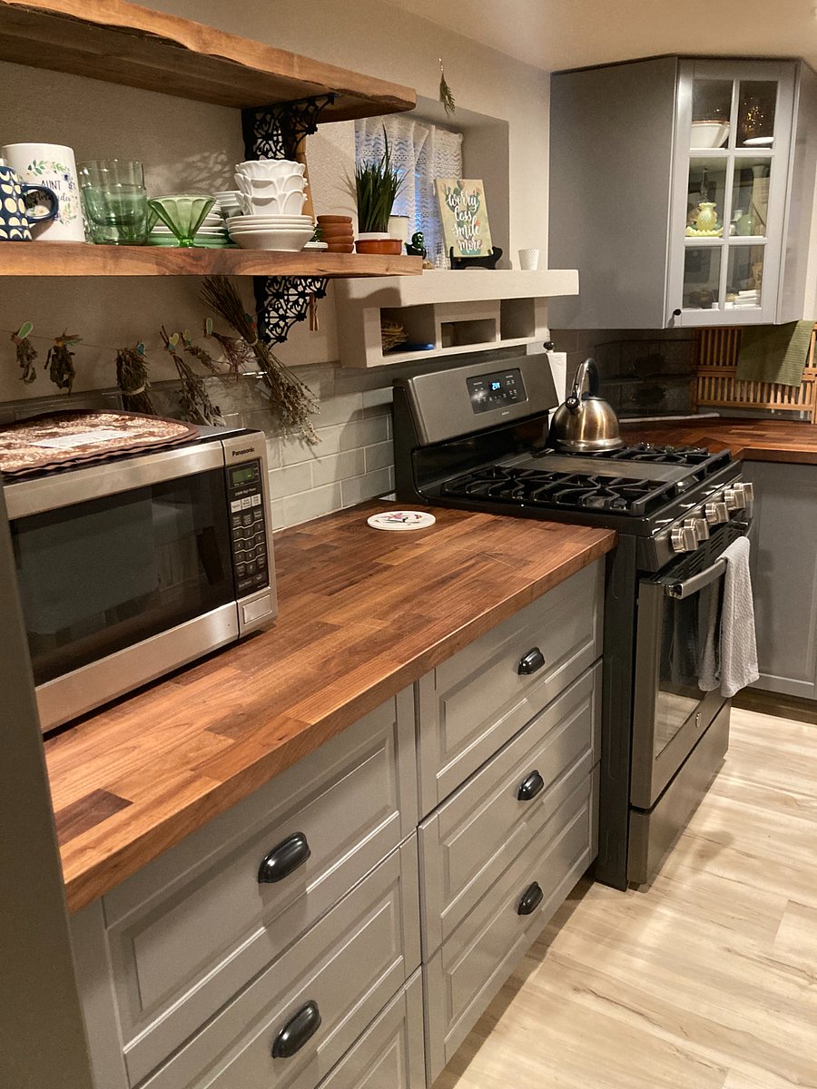 microwave and gas range with griddle