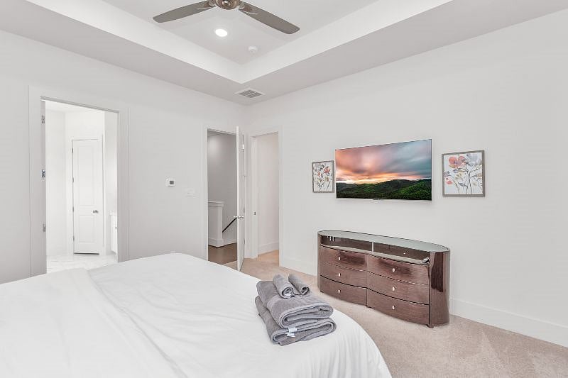 Furnished Finder property 578762_1 photo 26