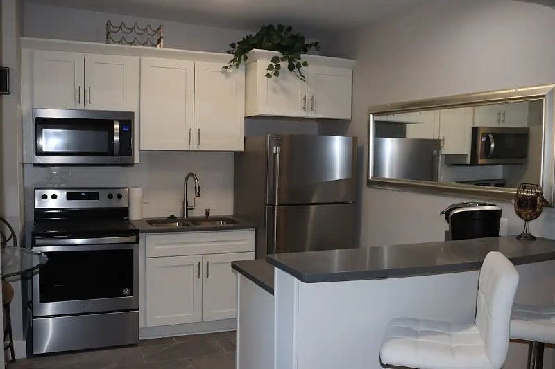 Furnished Finder property 578790_12 photo 4