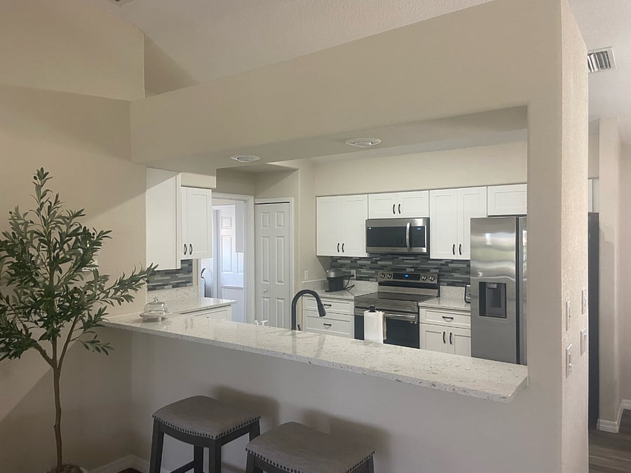 New kitchen with all new appliances. Fully stocked!!!