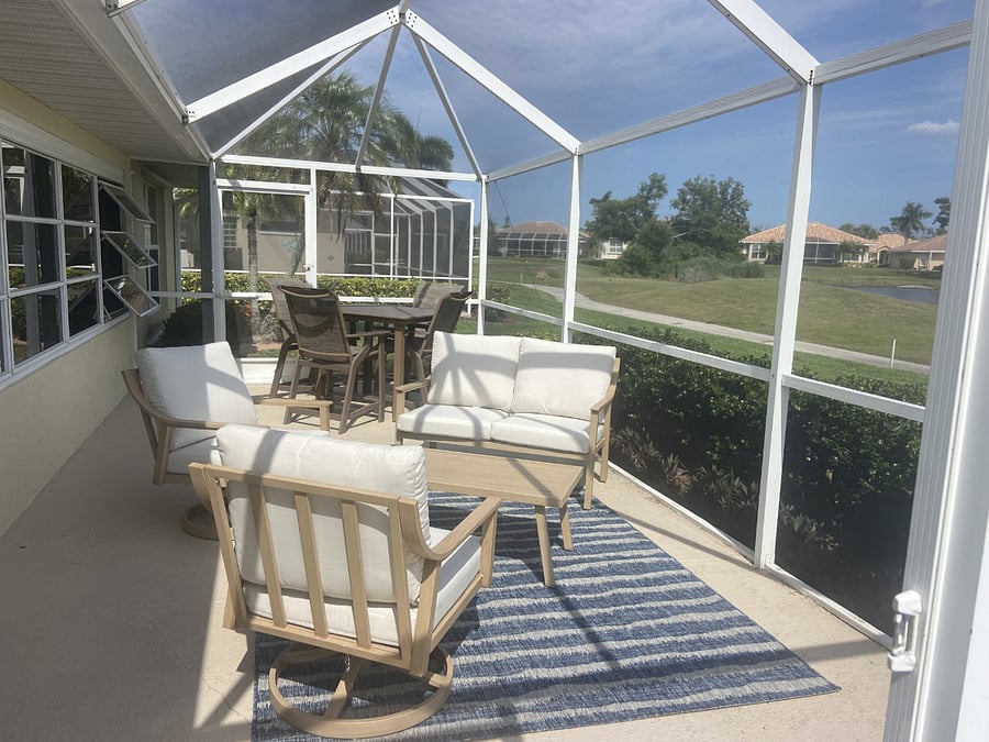 Outside Lanai with Seating and Dining Table