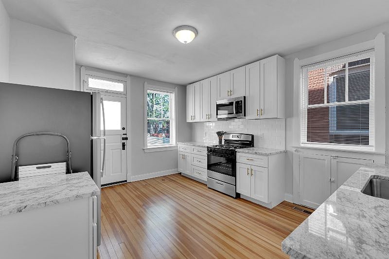 Furnished Finder property 578877_1 photo 23