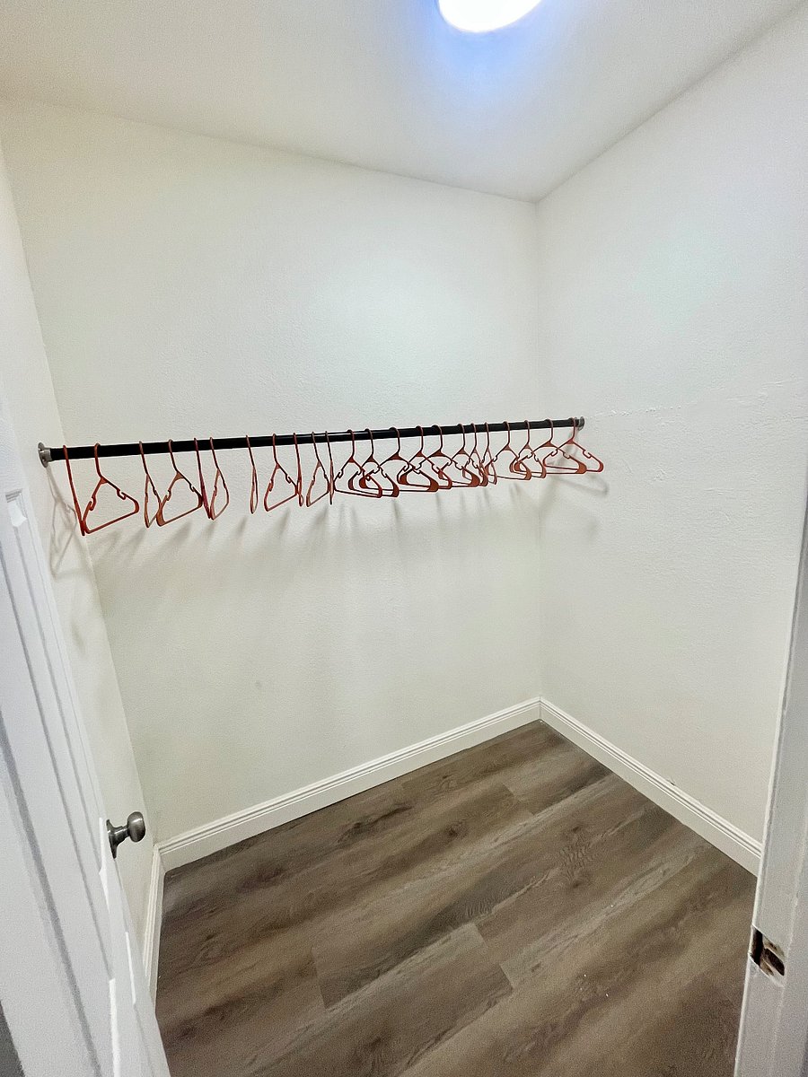 Furnished Finder property 578888_1 photo 42