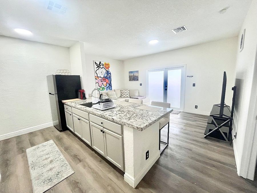 Furnished Finder property 578888_1 photo 37