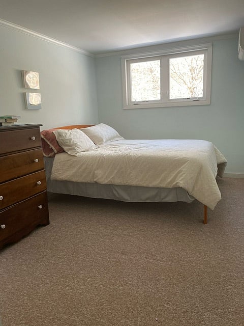 Upstairs spare bedroom