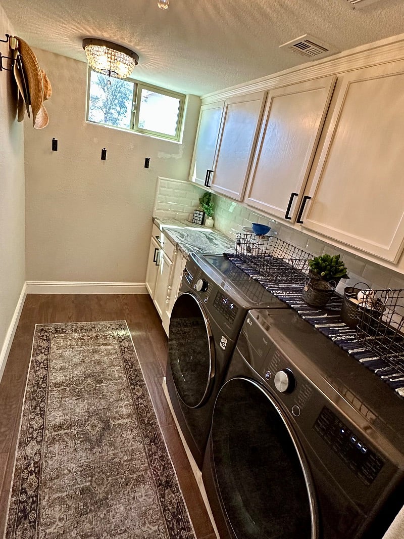 He XL capacity Washer & Dryer energy efficient!