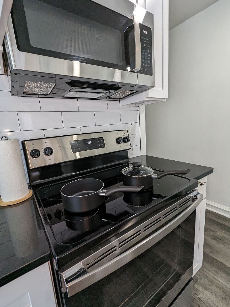 Furnished Finder property 578925_1 photo 23