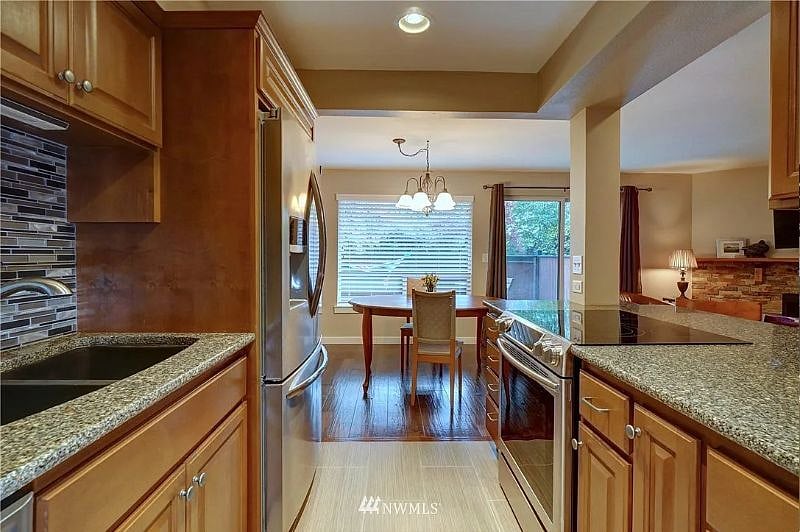 Furnished Finder property 579001_1 photo 17