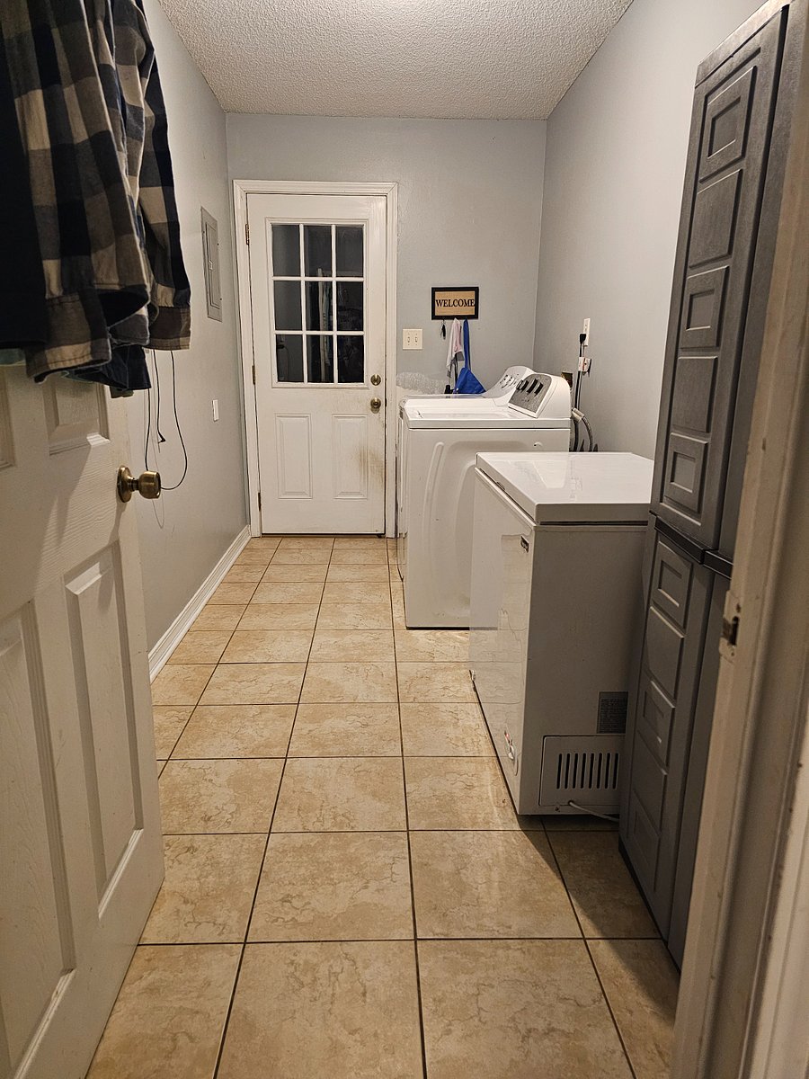 Furnished Finder property 579025_1 photo 16