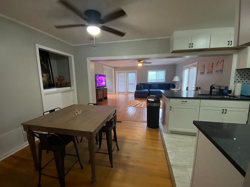 Furnished Finder property 579100_1 photo 4