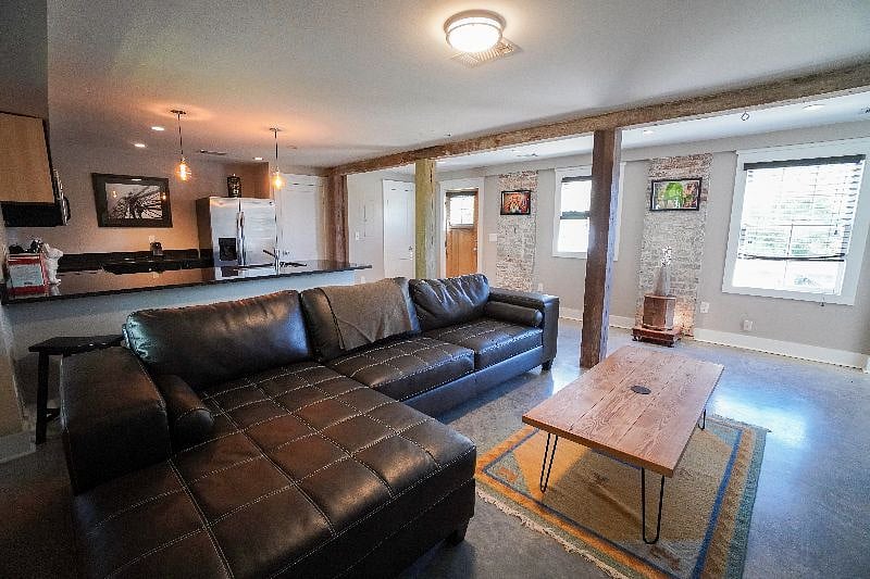 Furnished Finder property 579114_2 photo 3