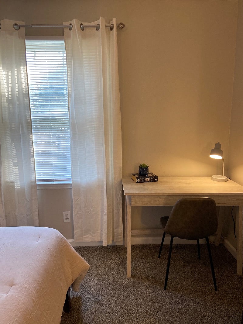Furnished Finder property 579176_1 photo 18