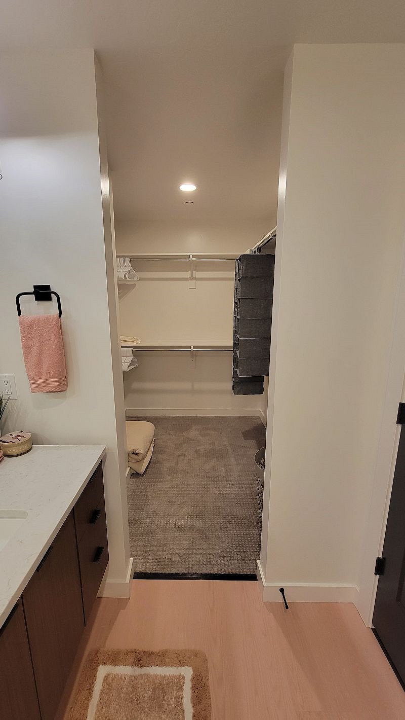 Furnished Finder property 579281_1 photo 30