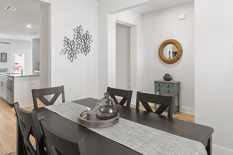 Furnished Finder property 579310_1 photo 4