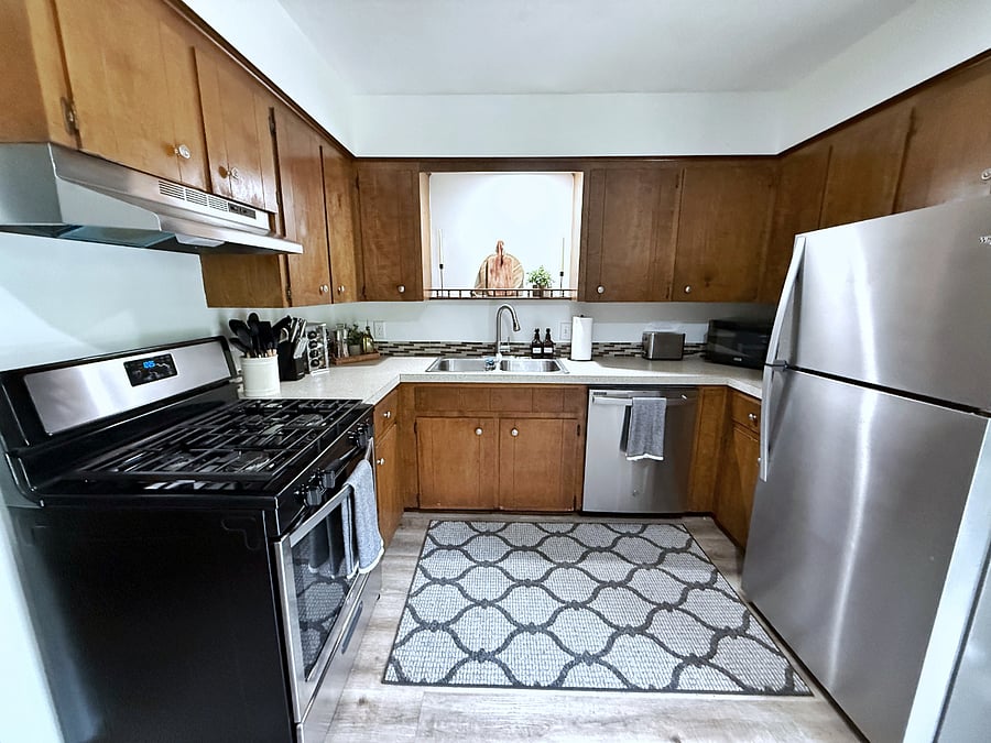 Open-Concept Kitchen w/ All Cooking Essentials