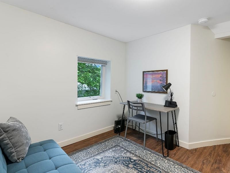 Bedroom 3 / Office