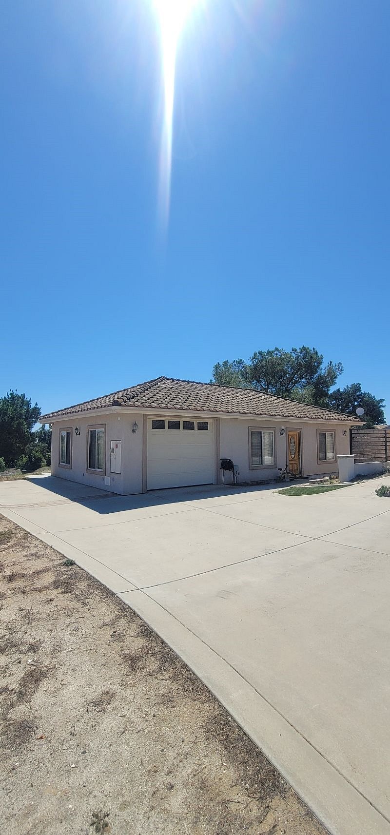 Furnished Finder property 579346_1 photo 1