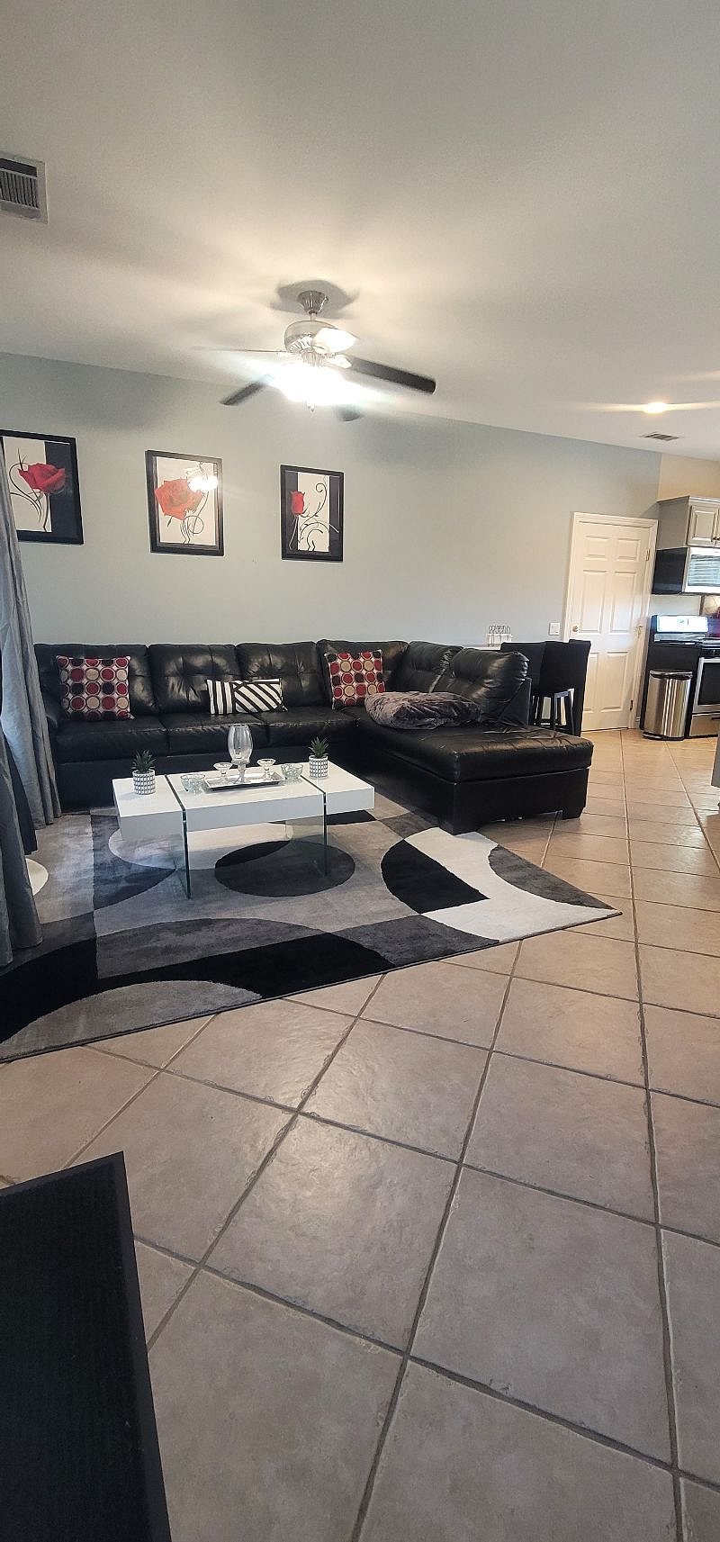 Furnished Finder property 579346_1 photo 3