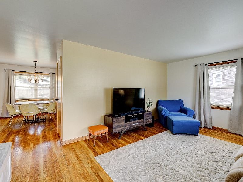 Furnished Finder property 579383_1 photo 3