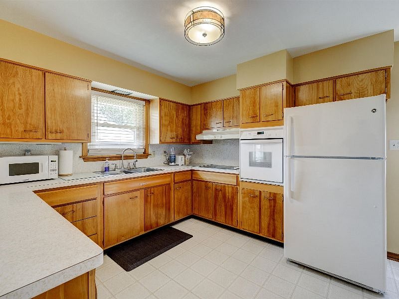 Furnished Finder property 579383_1 photo 8